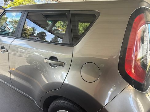 Used 2018 Kia Soul FWD image 6