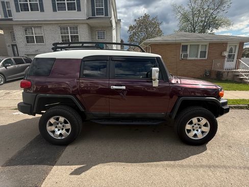 Used 2007 Toyota FJ Cruiser 4WD w/ Upgrade Pkg 2 image 8