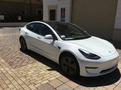 Used 2022 Tesla Model 3 Standard Sedan 4D image 12