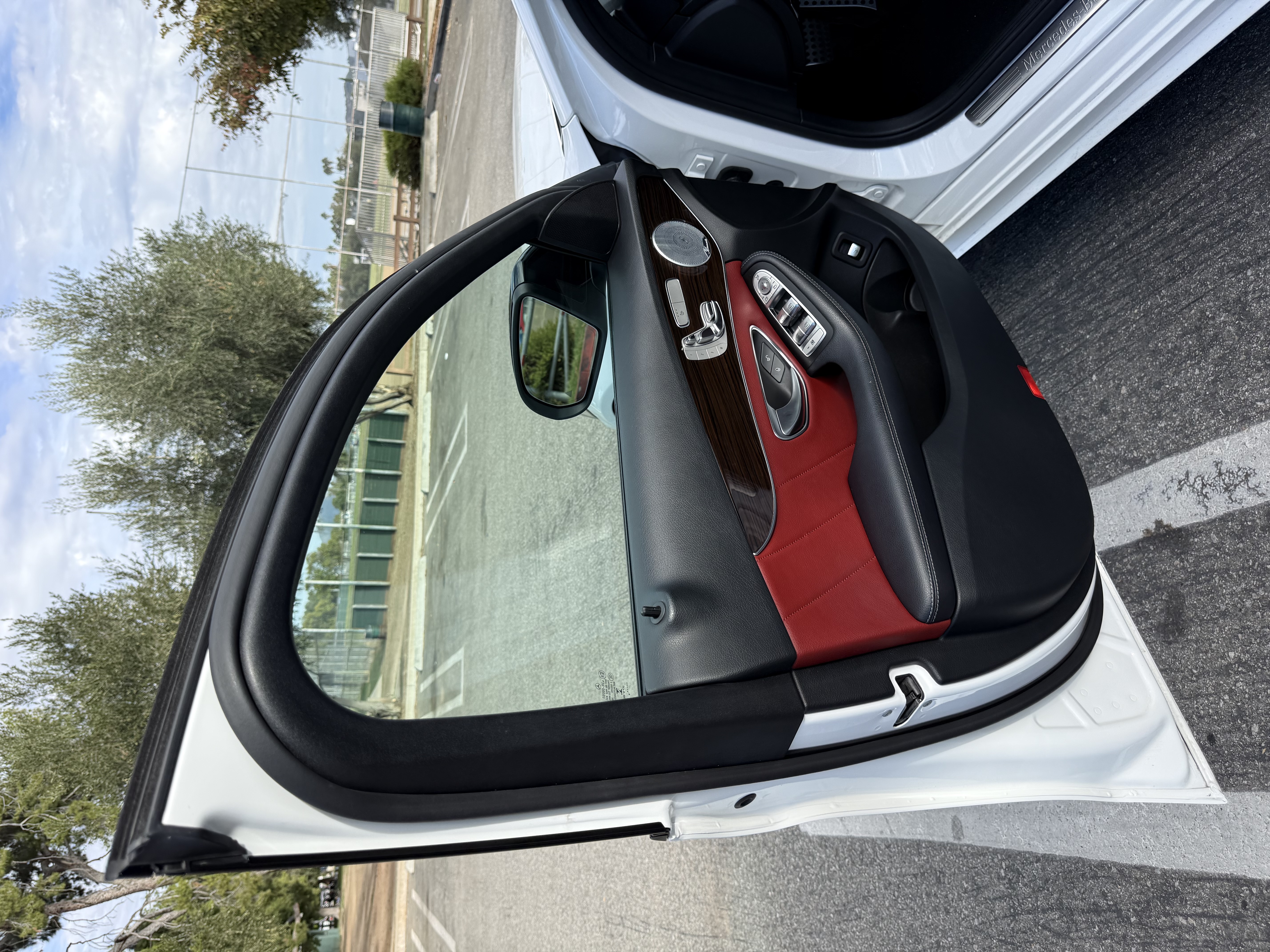 Used 2018 Mercedes-Benz C 300 Sedan image 9