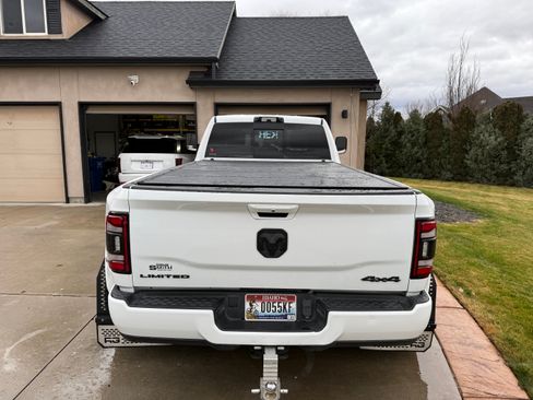 Used 2021 RAM 3500 Limited image 6