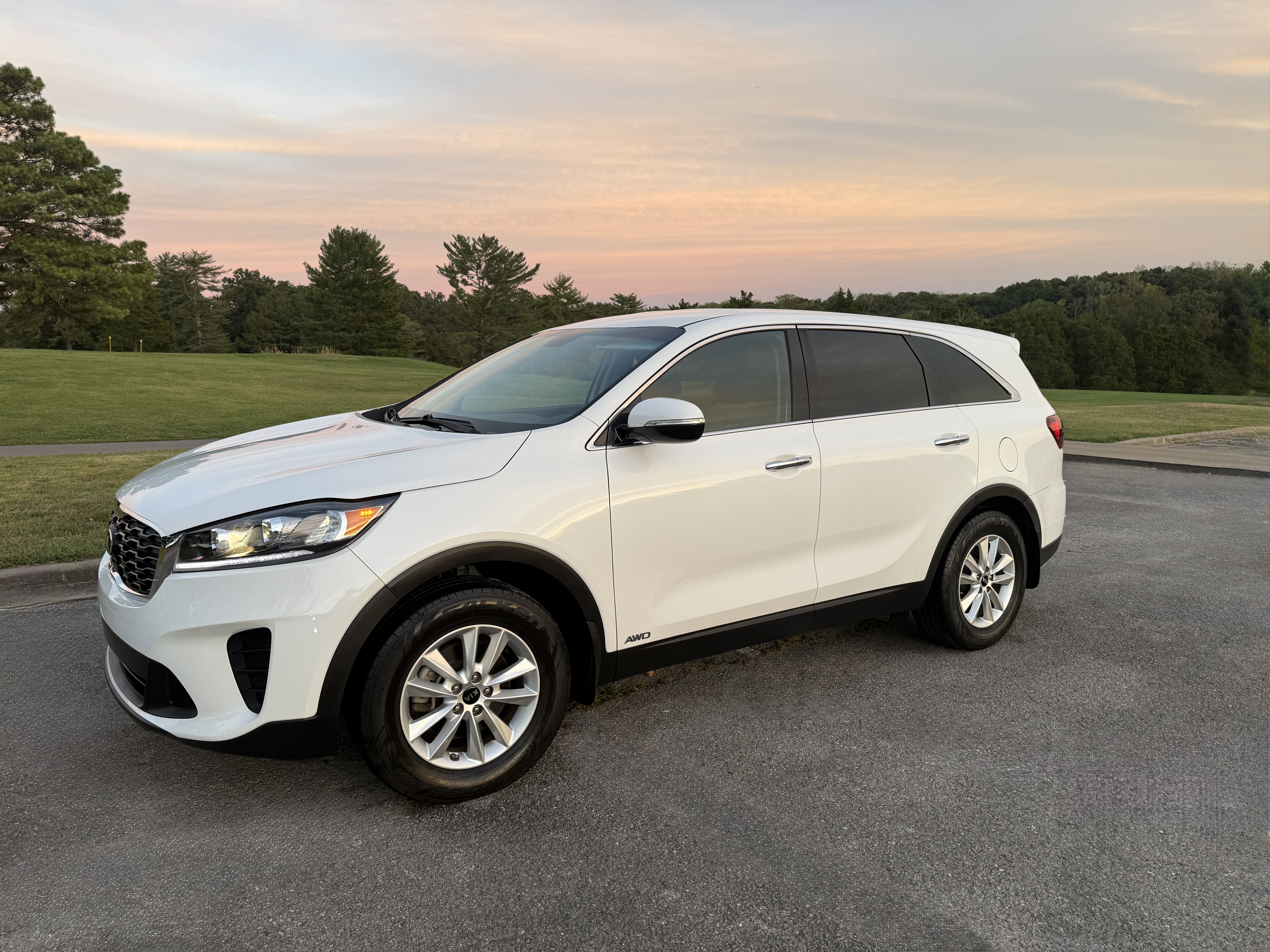 Used 2020 Kia Sorento LX AWD/4WD image 6