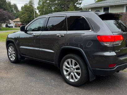 Used 2014 Jeep Grand Cherokee Limited w/ Luxury Group II