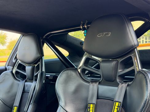 Used 2015 Porsche 911 GT3 RWD image 13