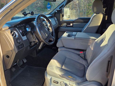 Used 2012 Ford F150 XLT w/ XLT Chrome Pkg image 11