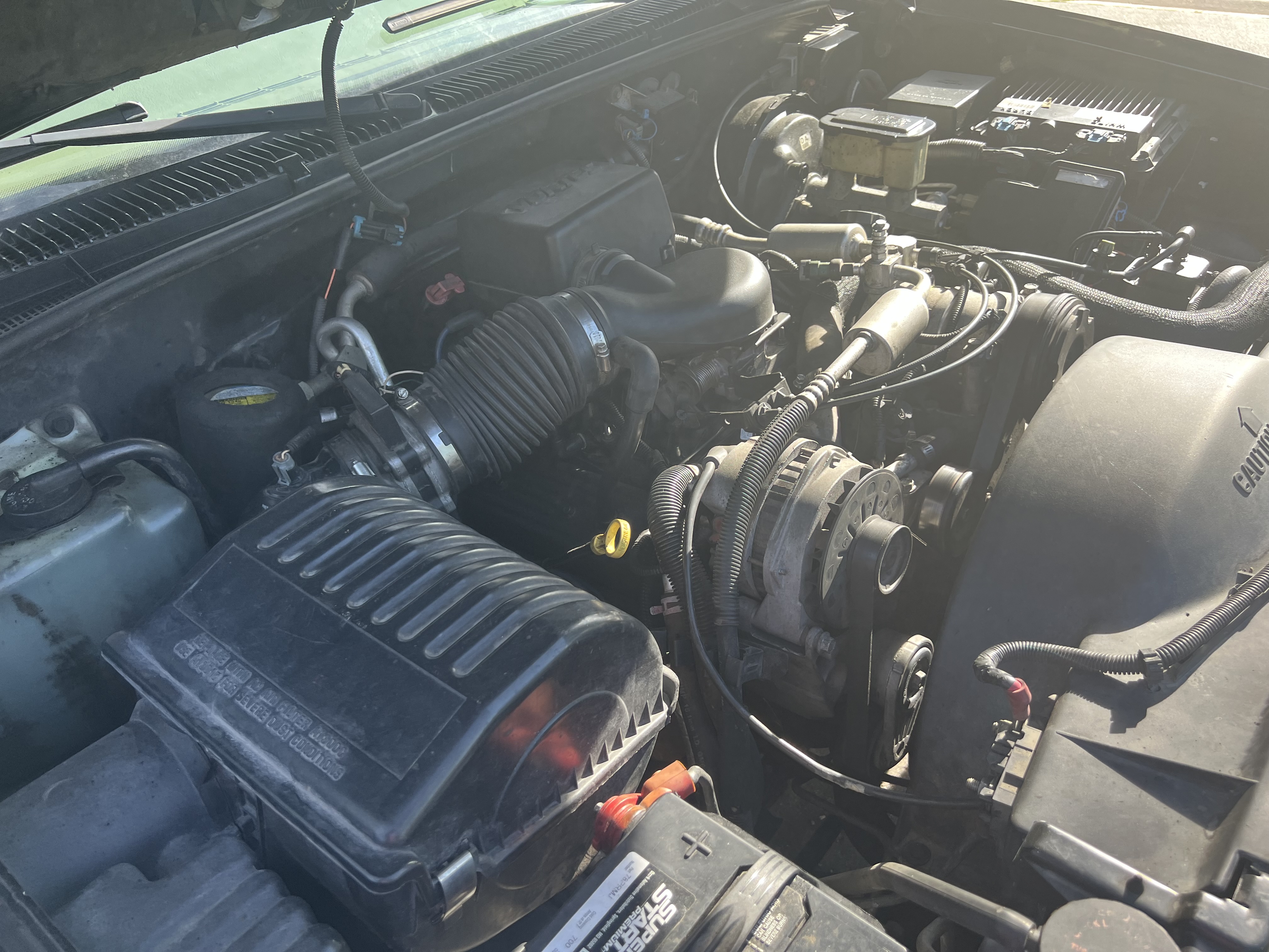 Used 2000 Cadillac Escalade 4WD image 2