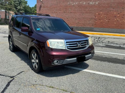 Used 2013 Honda Pilot Touring image 2