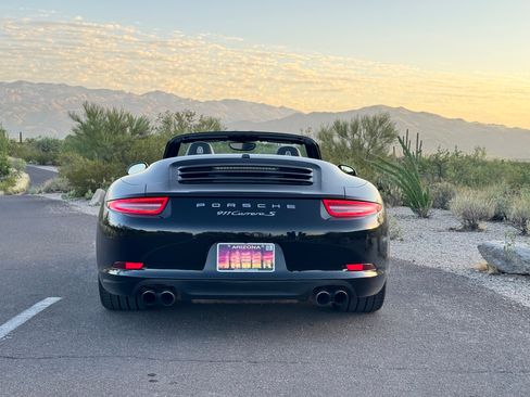 Used 2013 Porsche 911 Carrera S RWD image 10