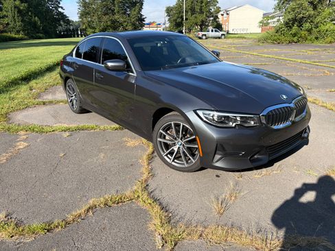 Used 2020 BMW 330i xDrive Sedan w/ Premium Package AWD/4WD image 12