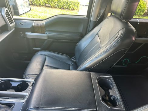 Used 2018 Ford F150 Lariat AWD/4WD image 10