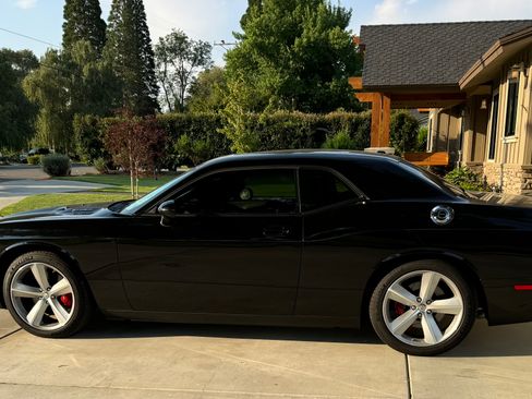 Used 2008 Dodge Challenger SRT8 image 5