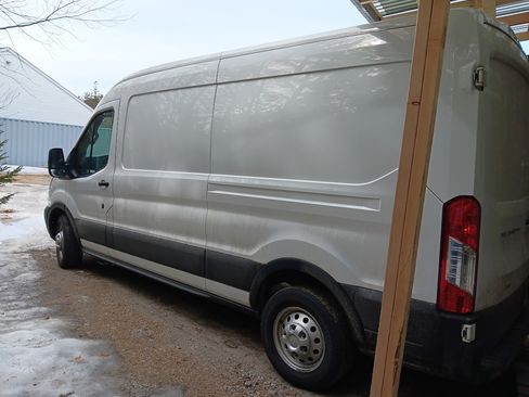 Used 2023 Ford Transit 250 Medium Roof AWD image 2