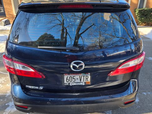 Used 2014 MAZDA MAZDA5 Grand Touring image 5