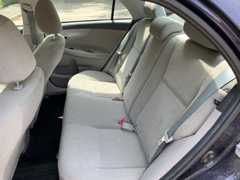 Used 2013 Toyota Corolla L FWD image 14