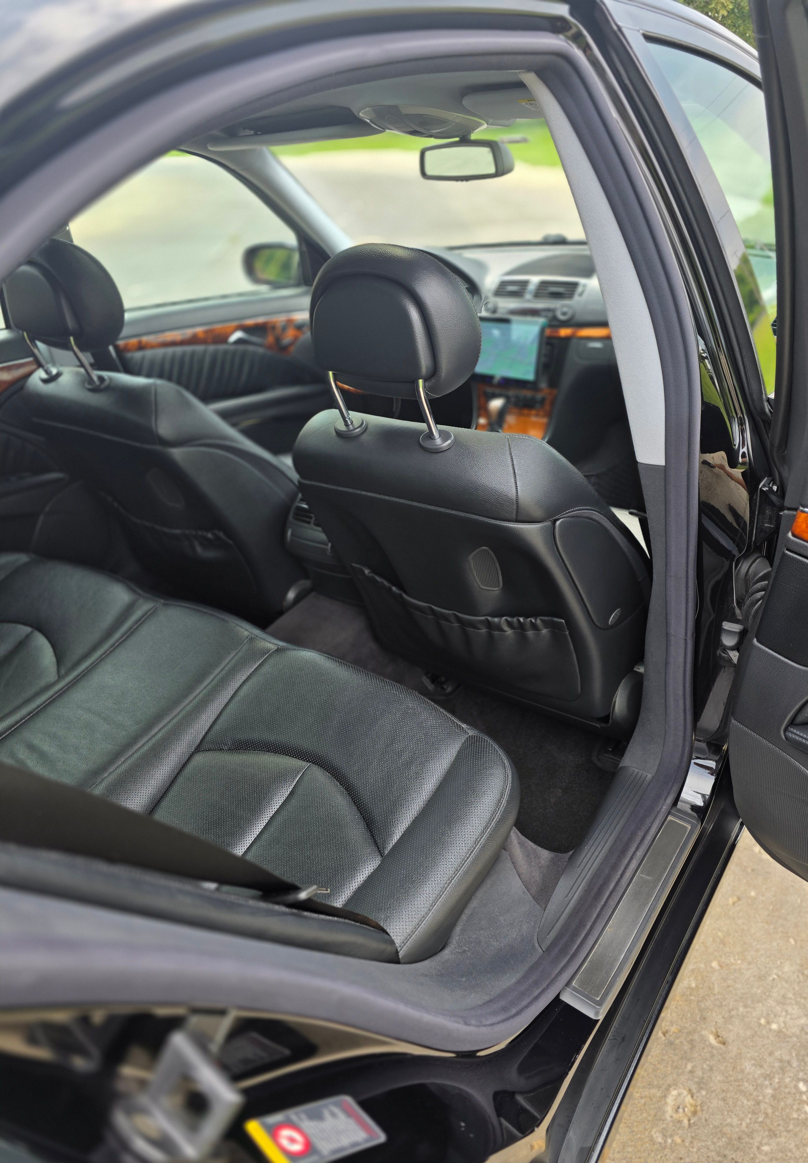 Used 2004 Mercedes-Benz E 320 Sedan image 10