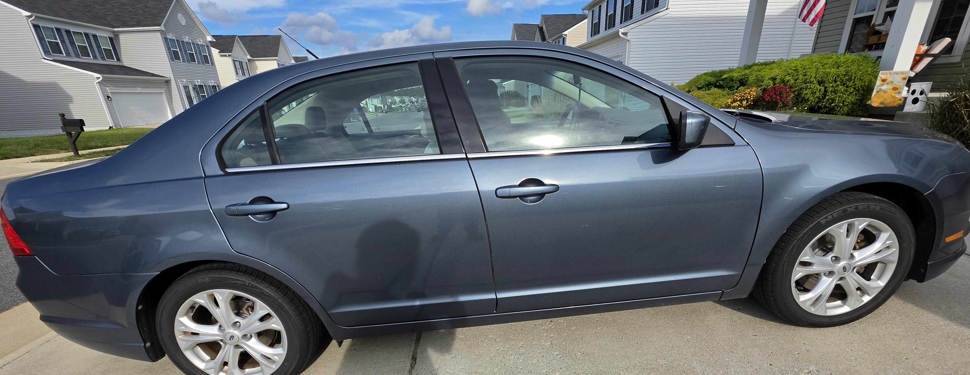 Used 2012 Ford Fusion SE FWD image 10