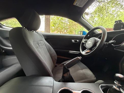 Used 2020 Ford Mustang GT RWD image 22
