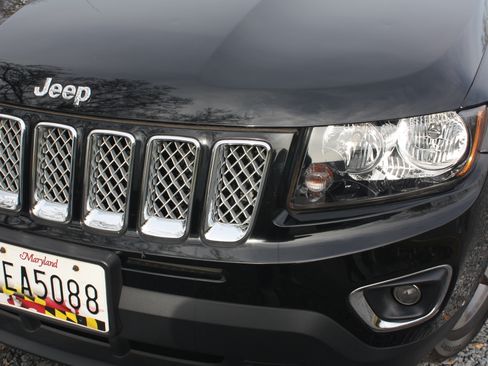 Used 2016 Jeep Compass High Altitude image 11