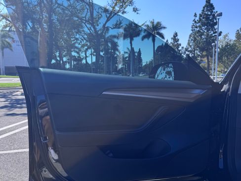 Used 2023 Tesla Model 3 Performance image 22