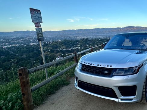 Used 2018 Land Rover Range Rover Sport Supercharged image 8