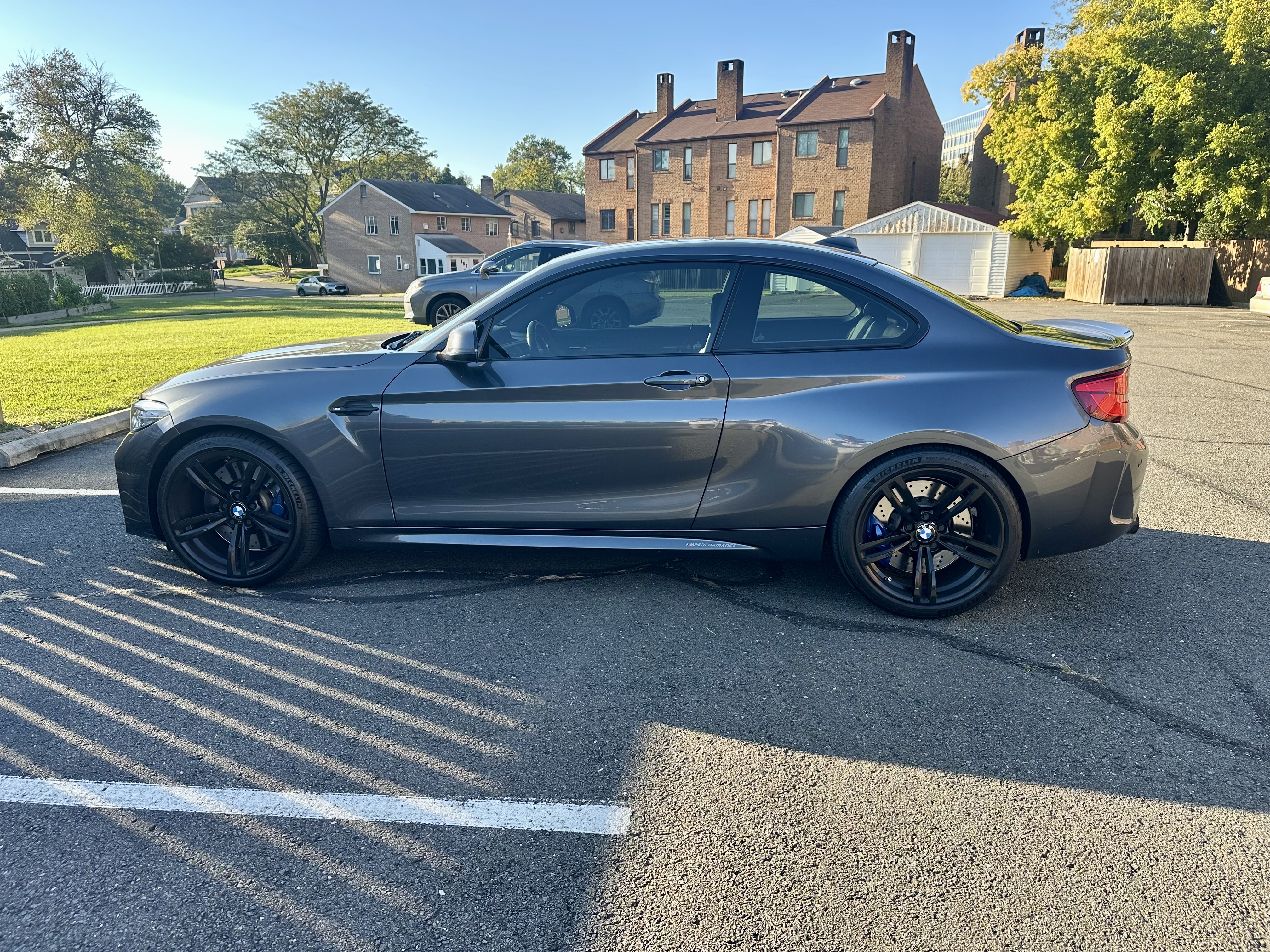 Used 2018 BMW M2 w/ Executive Package RWD image 8