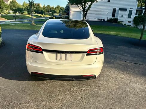 Used 2024 Tesla Model S AWD/4WD image 6
