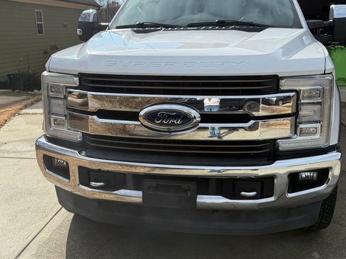 Used 2017 Ford F250 King Ranch w/ King Ranch Ultimate Package image 4