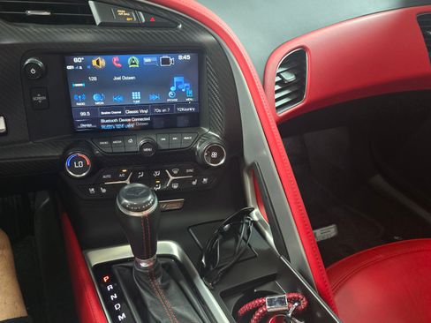 Used 2017 Chevrolet Corvette Z06 image 2