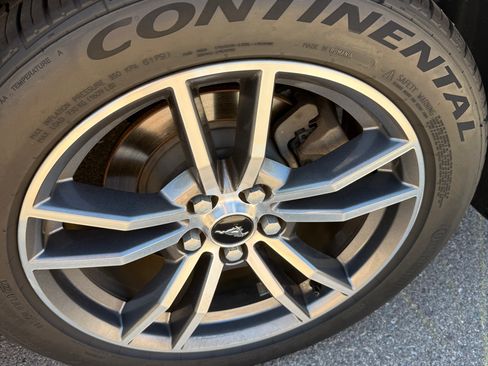 Used 2015 Ford Mustang Premium image 6