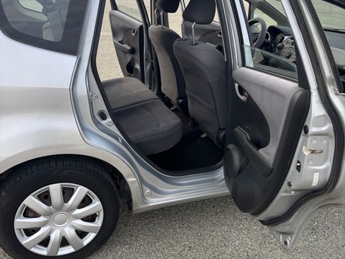 Used 2012 Honda Fit image 5