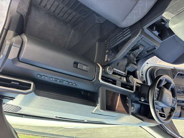 Used 2025 Toyota Tacoma SR RWD image 12