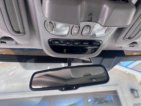 Used 2007 Toyota Sequoia Limited RWD image 18