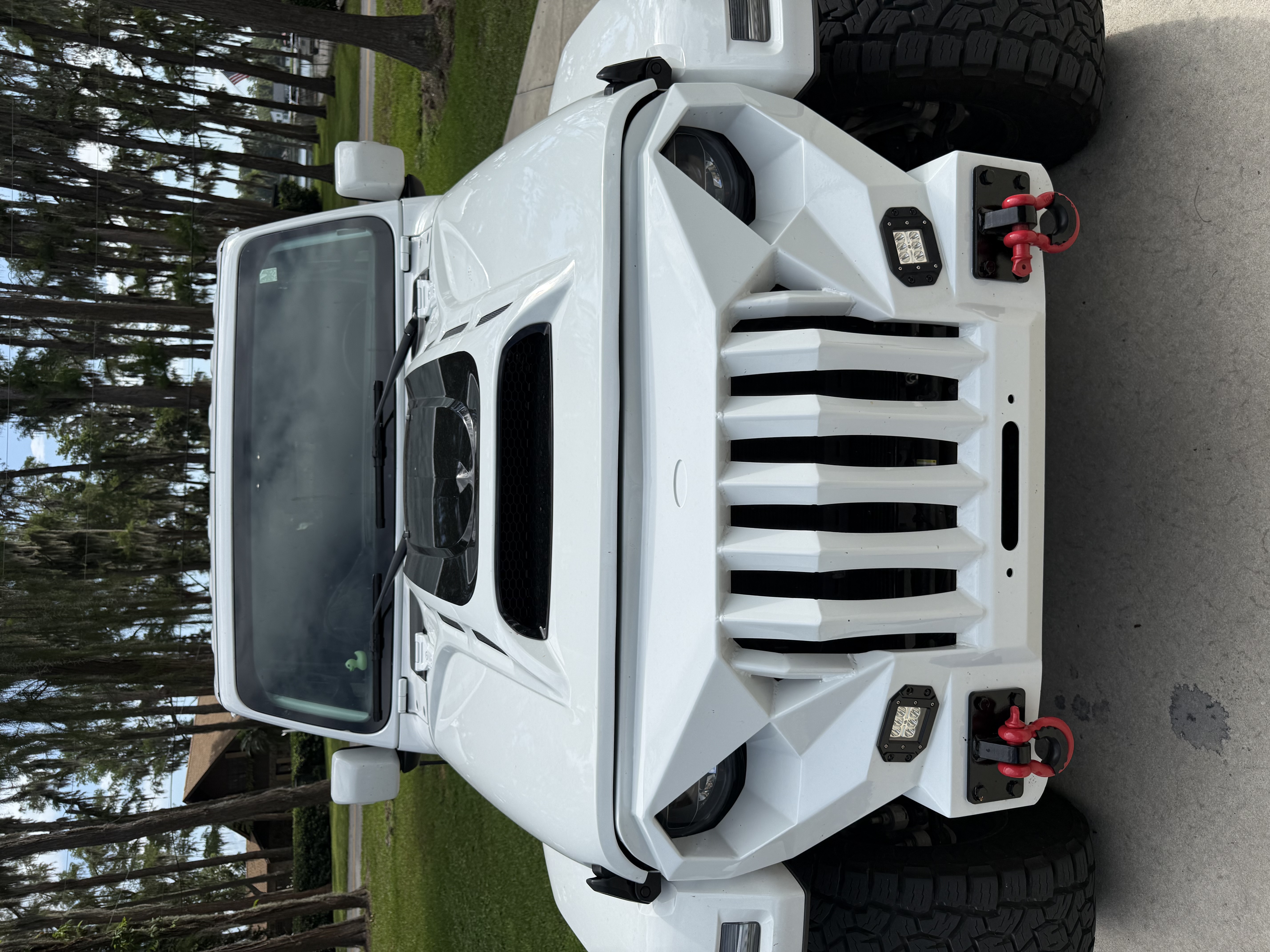 Used 2022 Jeep Gladiator Overland AWD/4WD image 4