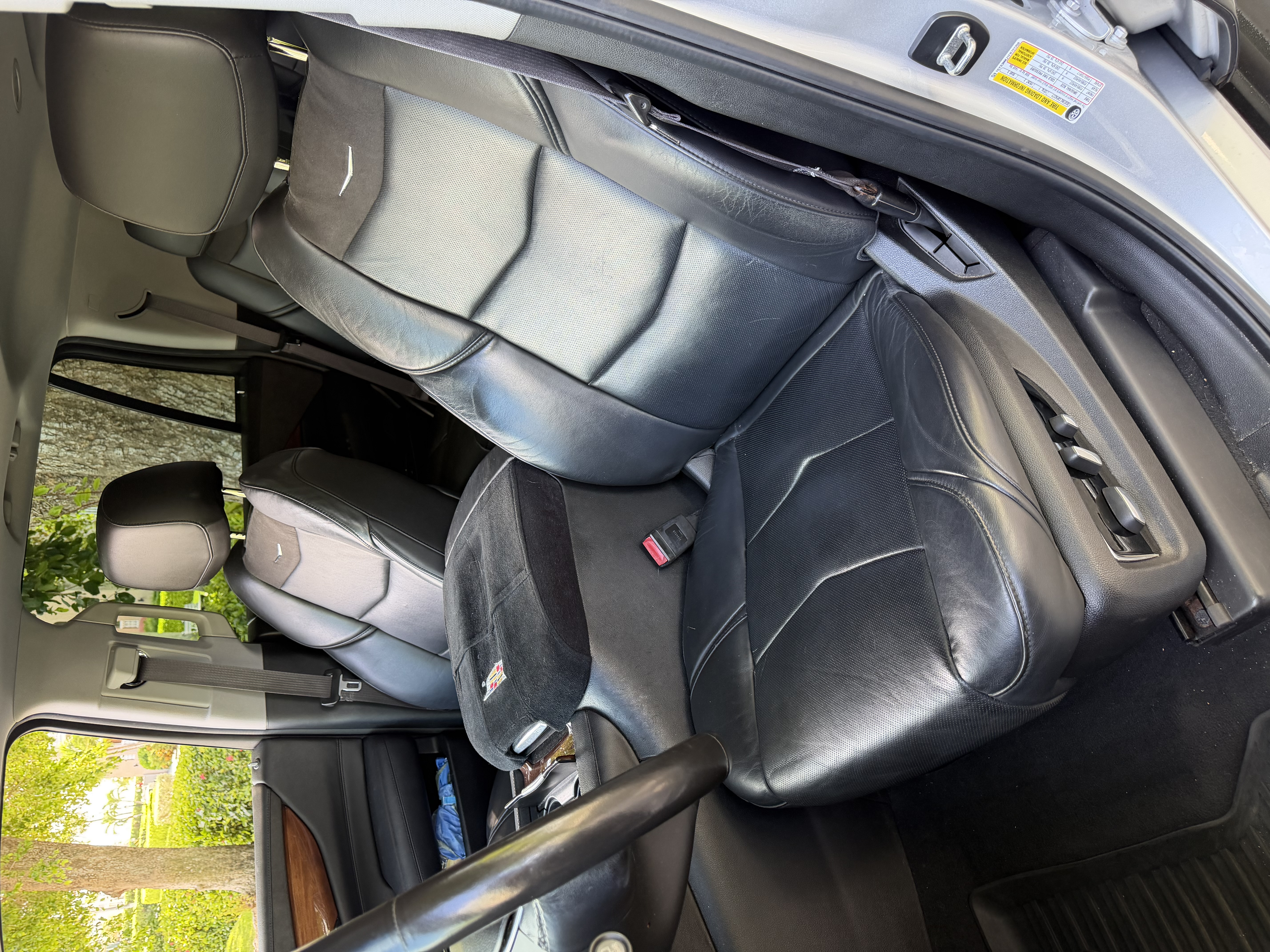 Used 2015 Cadillac Escalade Luxury RWD image 8