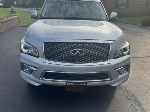 Used 2016 INFINITI QX80 4WD w/ Driver's Assistance Package image 4