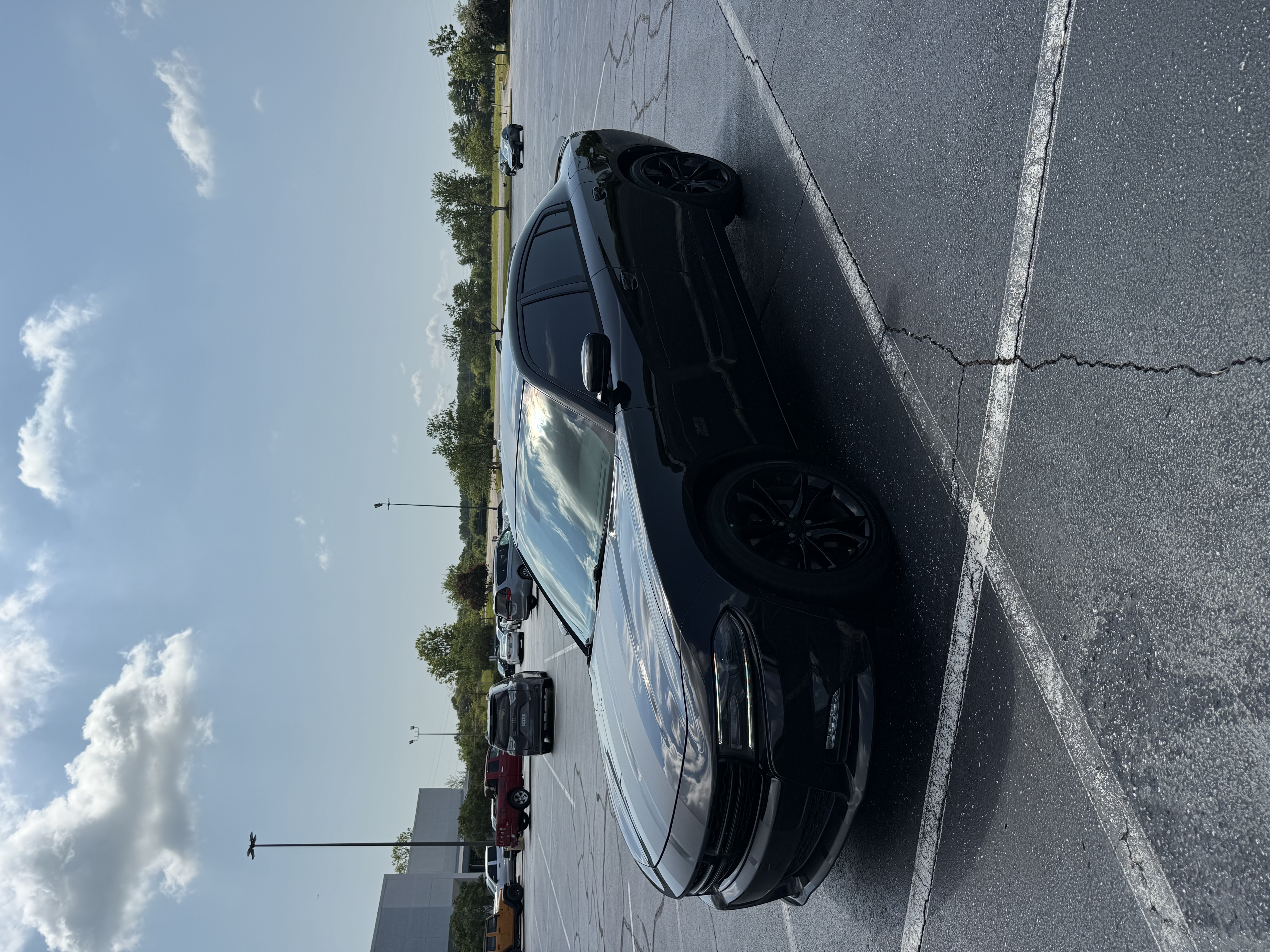 Used 2016 Dodge Charger R/T w/ Navigation & Travel Group RWD image 1