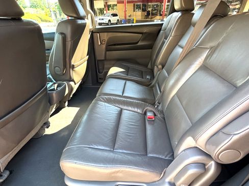 Used 2012 Honda Odyssey Touring image 10