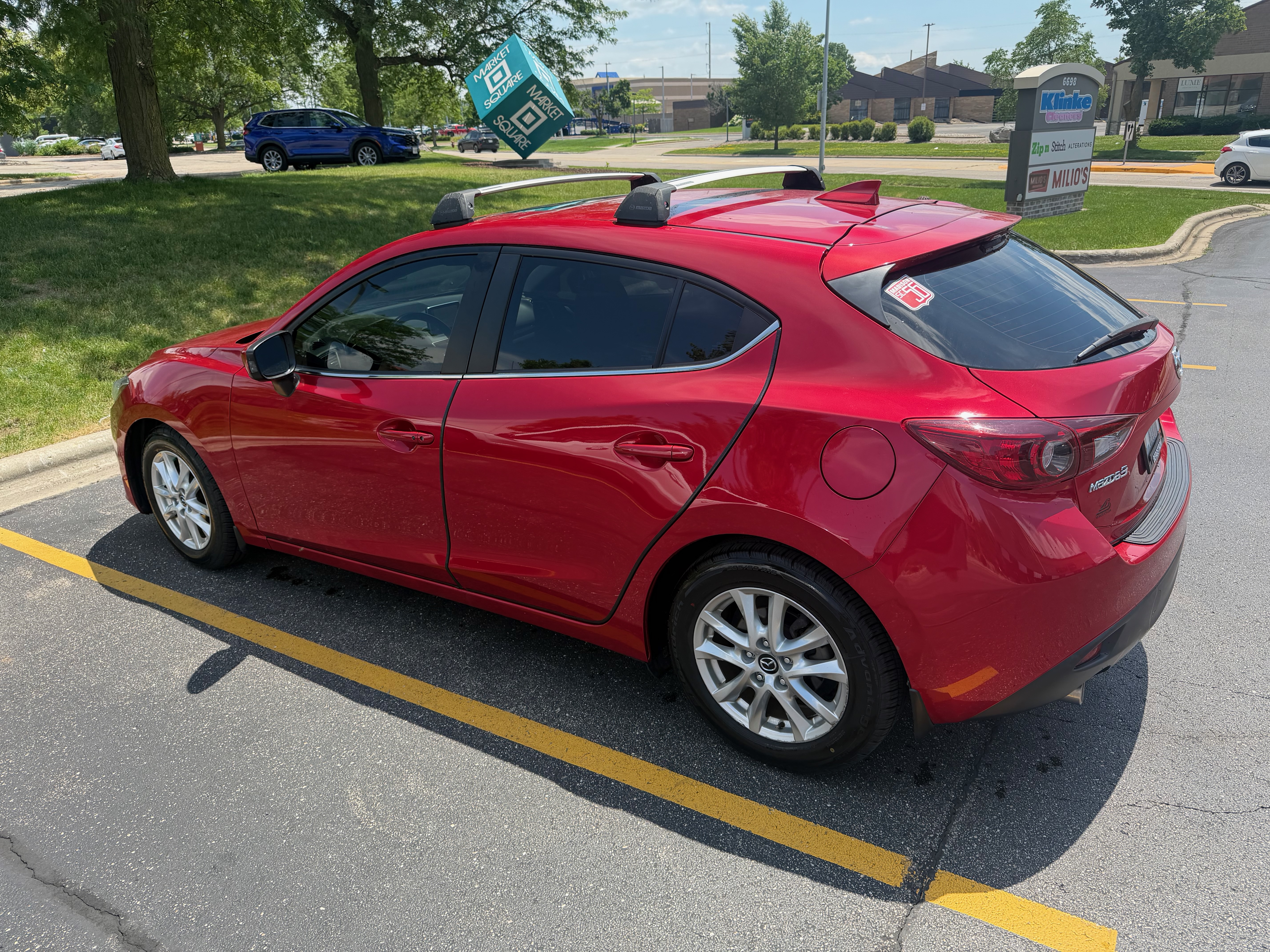 Used 2016 MAZDA MAZDA3 i Grand Touring FWD image 10