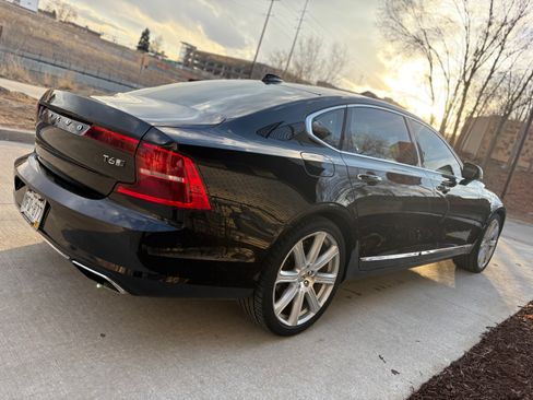 Used 2018 Volvo S90 T6 Inscription w/ Convenience Package image 9