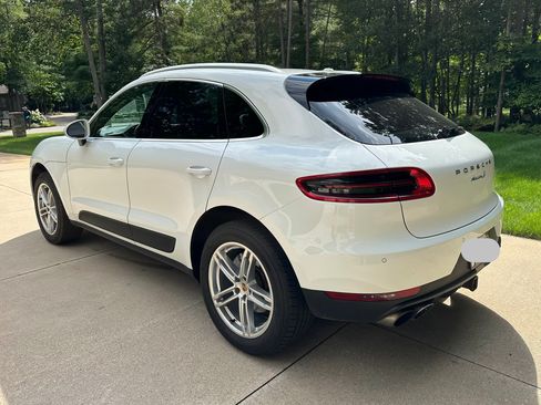 Used 2015 Porsche Macan S AWD/4WD image 4
