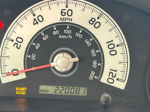 Used 2008 Toyota FJ Cruiser 2WD image 9