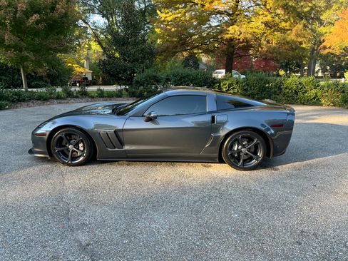 Used 2011 Chevrolet Corvette Grand Sport w/ Preferred Equipment Group image 10