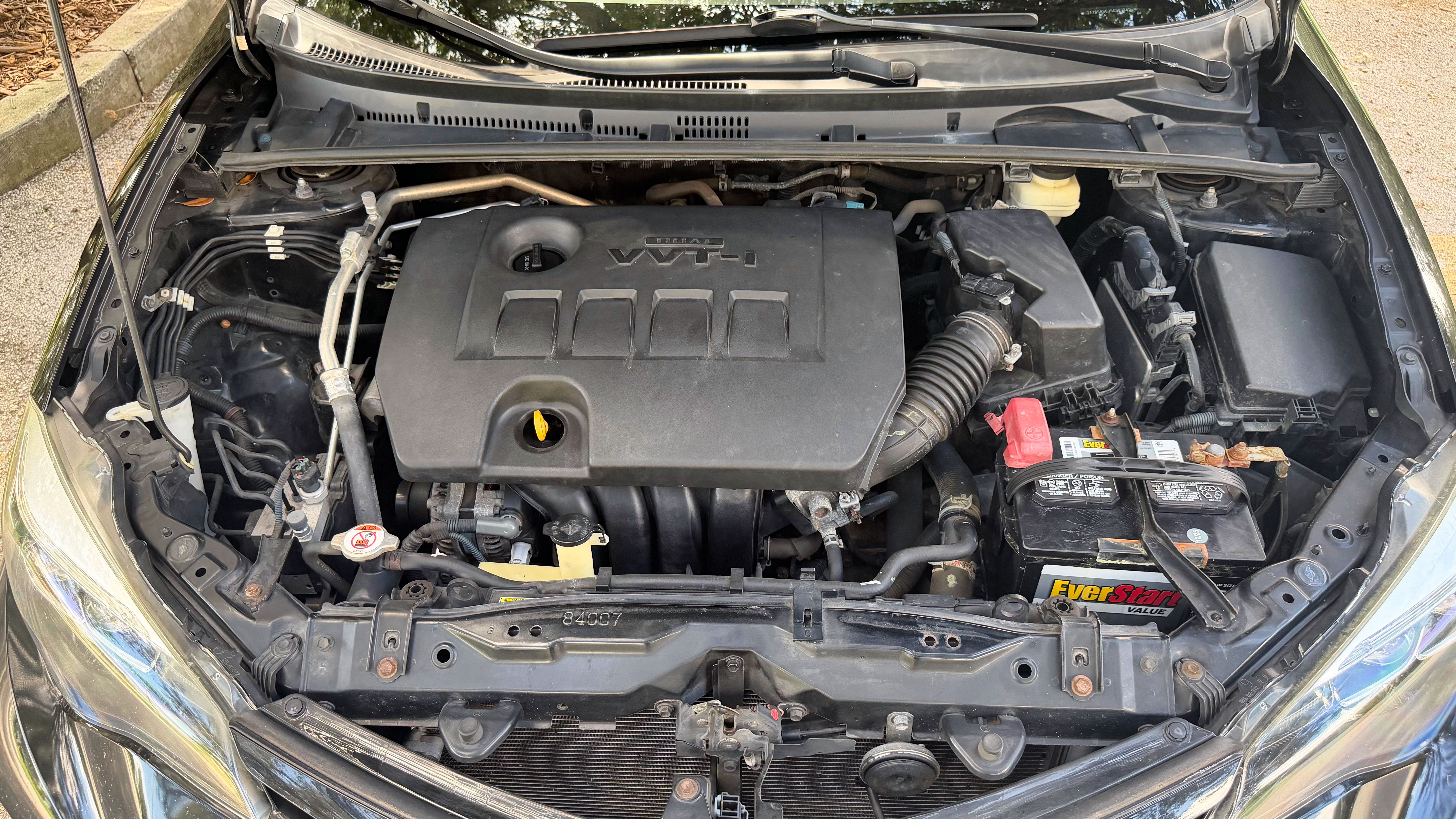 Used 2017 Toyota Corolla XSE w/ Carpet Mat Package (TMS) FWD image 16