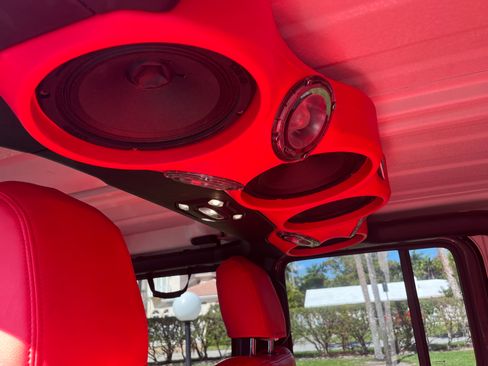 Used 2021 Jeep Gladiator Rubicon image 5