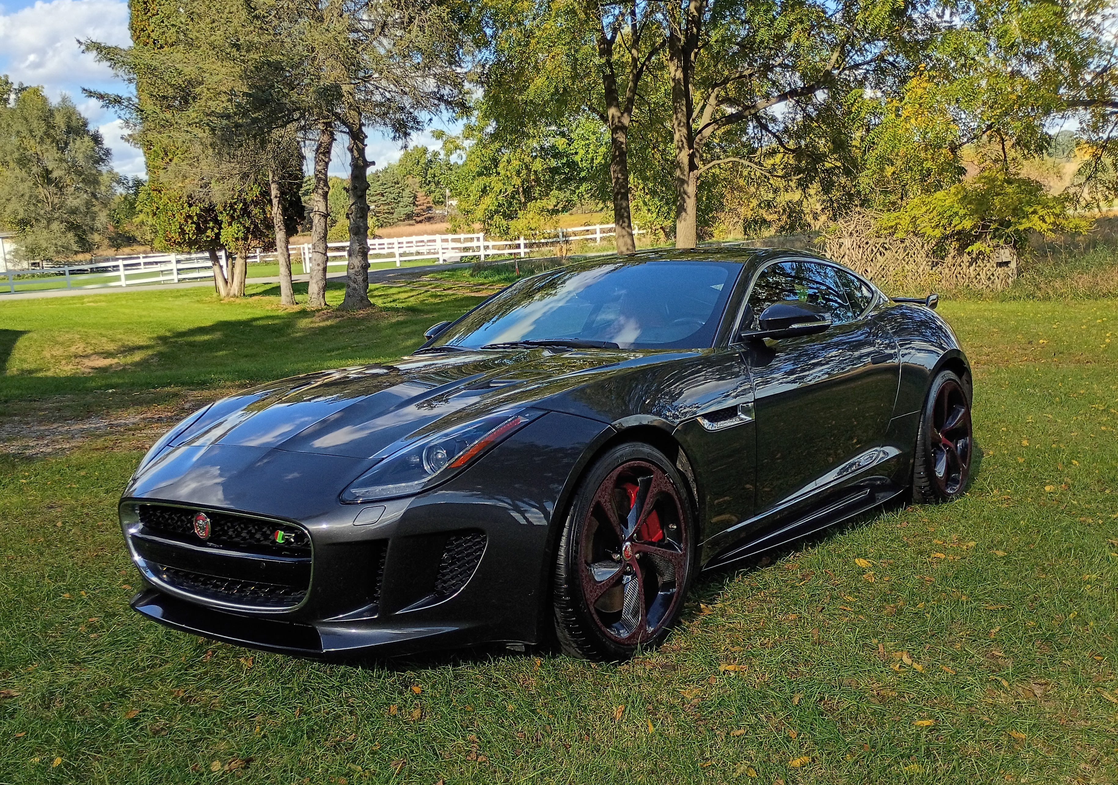 Used 2016 Jaguar F-TYPE R AWD/4WD image 1