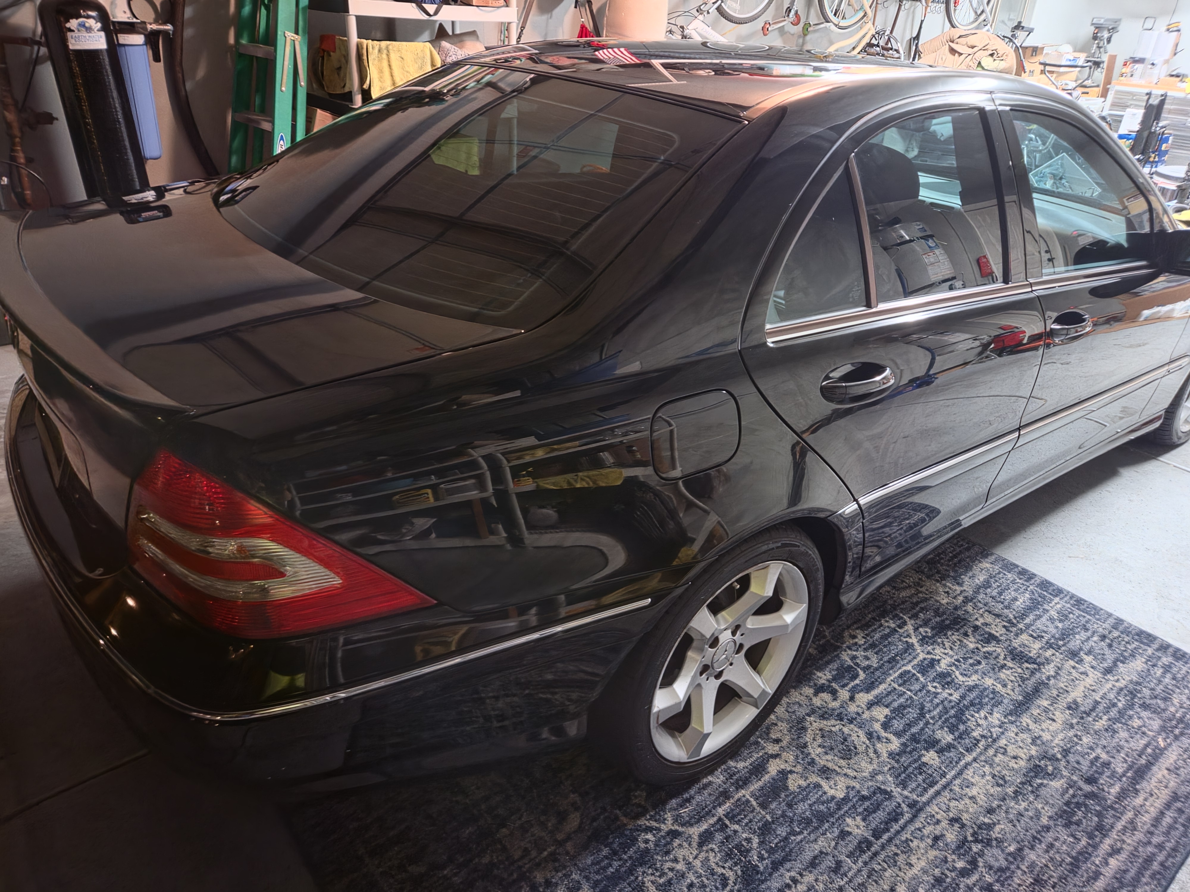 Used 2007 Mercedes-Benz C 230 Sedan image 11