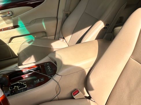 Used 2007 Lexus LS 460 L image 5