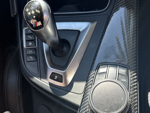 Used 2018 BMW M4 Coupe image 13