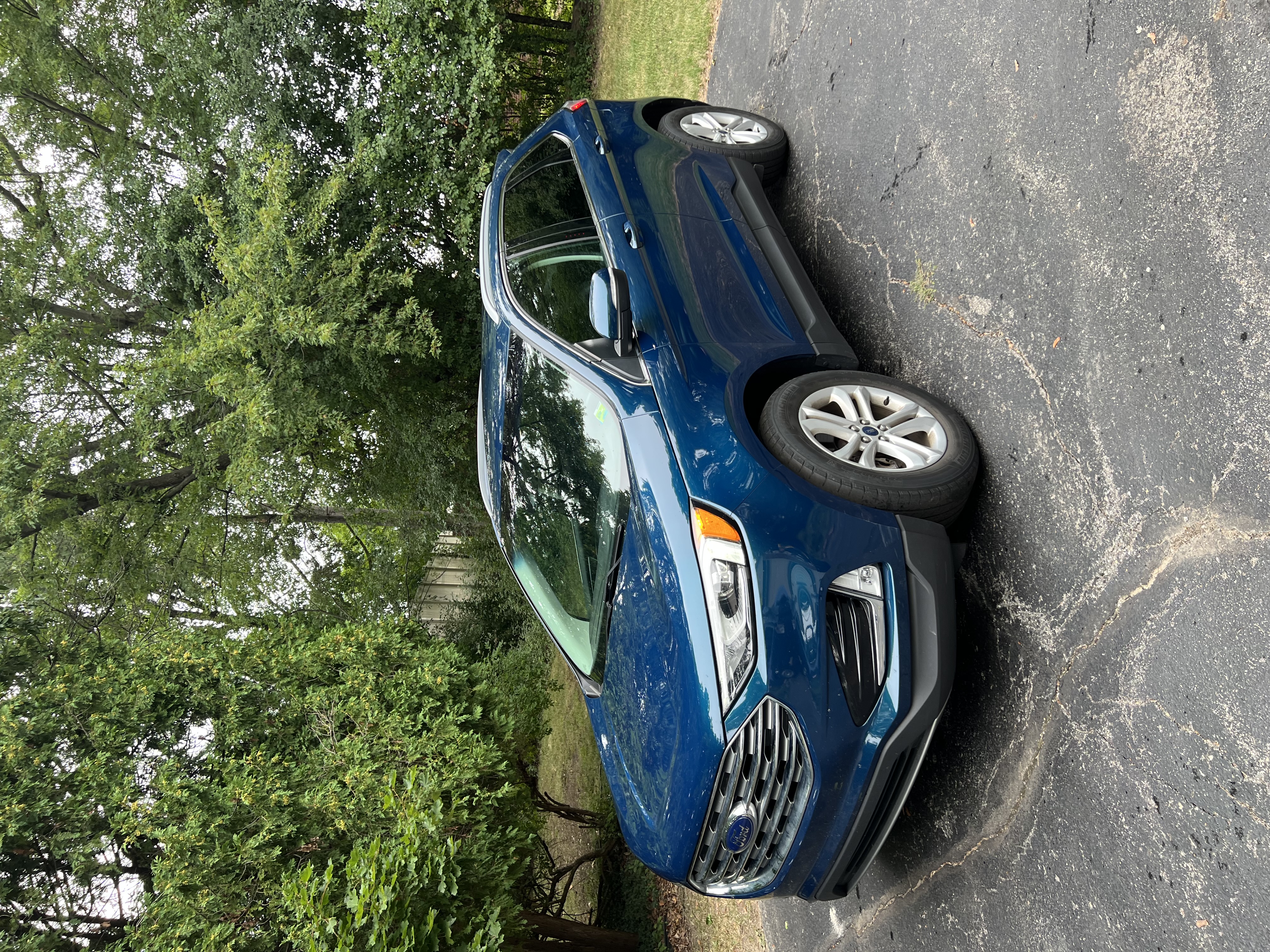 Used 2020 Ford Edge SEL w/ Convenience Package AWD/4WD image 1