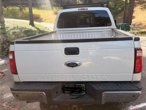 Used 2016 Ford F250 Lariat AWD/4WD image 5